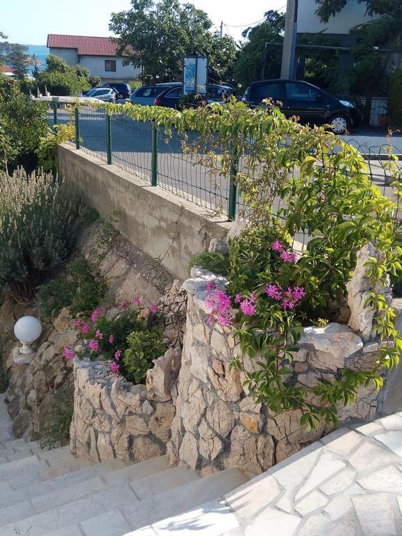 Apartman Franelic Banjol Exterior foto