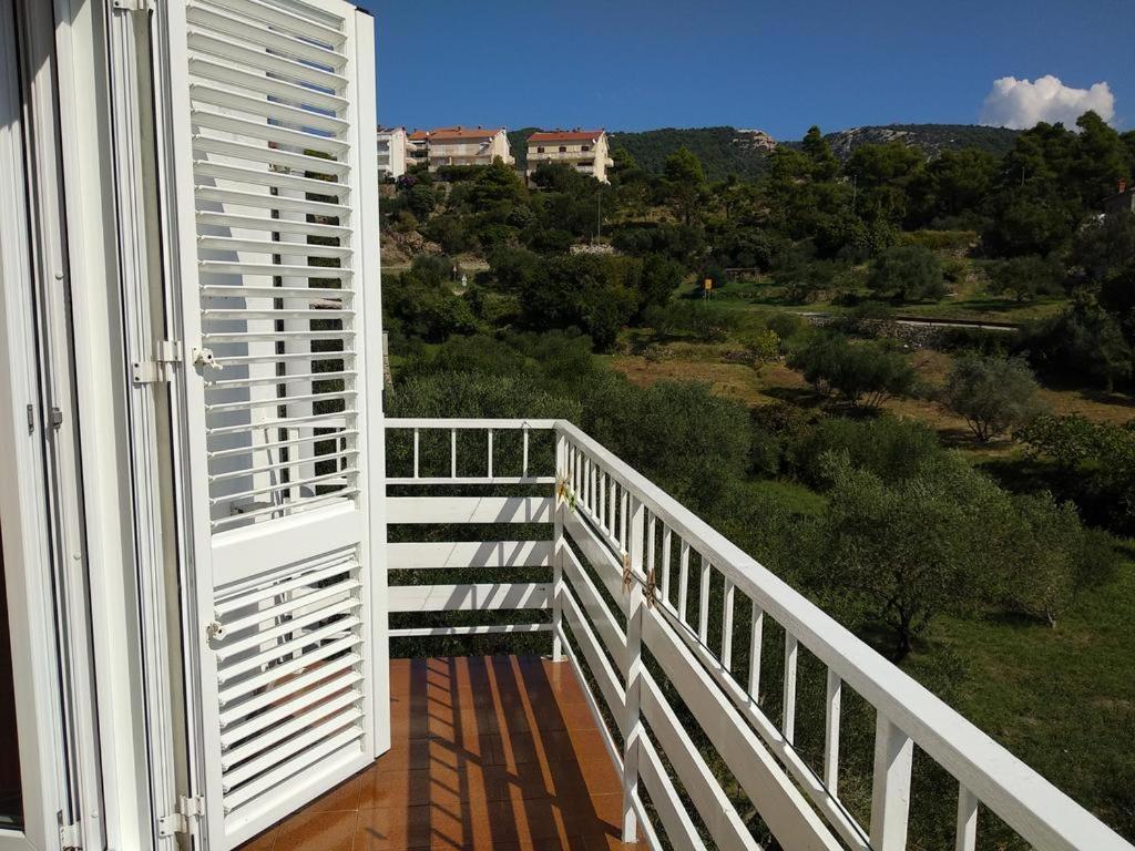 Apartman Franelic Banjol Exterior foto