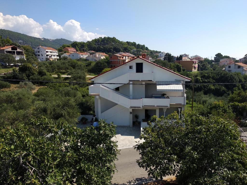 Apartman Franelic Banjol Exterior foto